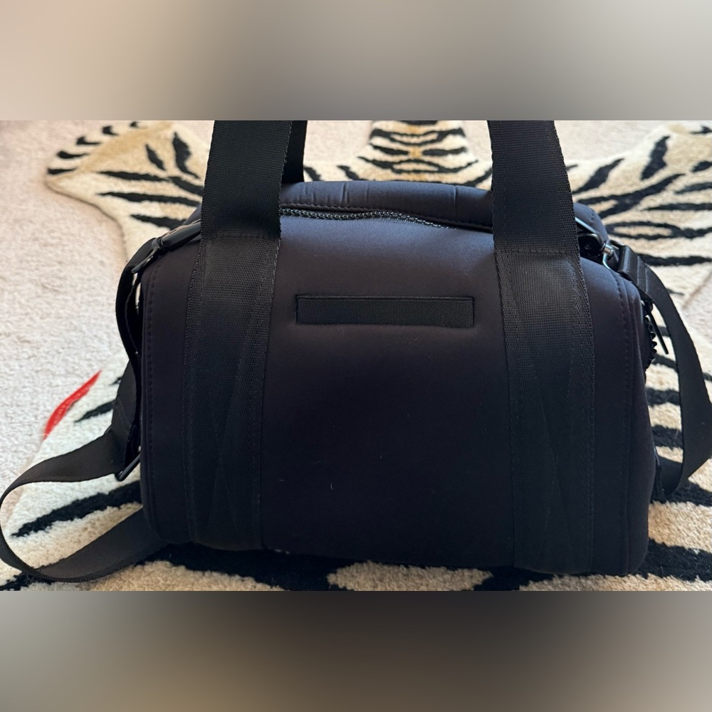 Dagne Dover Landon Neoprene Carryall Bag Small EUC - Picture 4 of 15
